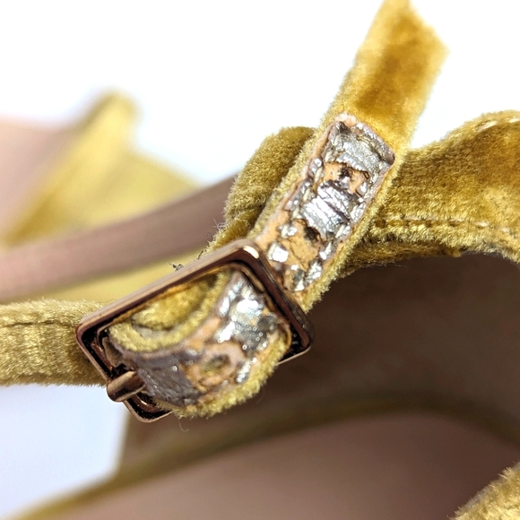 Revolve RAYE Heels Gold Velvet Blake Heels Size 9 - Picture 15 of 16